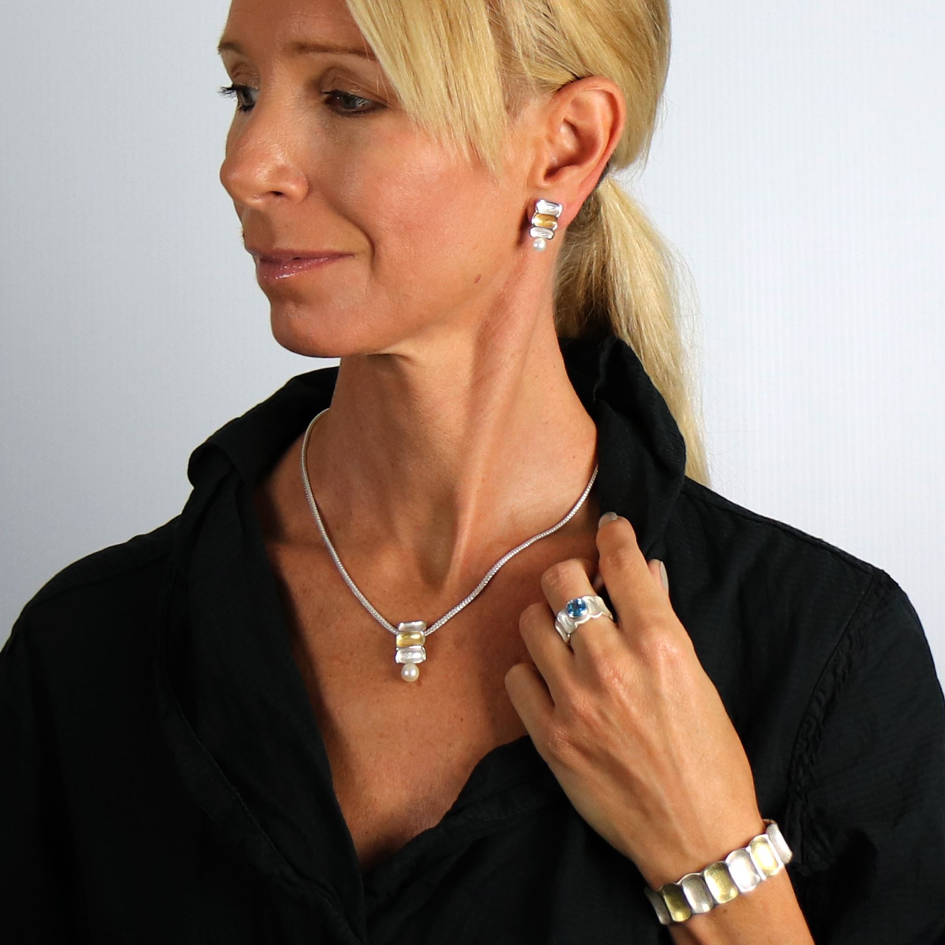 Bamboo Pearl Pendant Chic Elegant. Oliver Jewelry