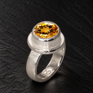 Solitaire Silver Ring made in Sterling Silver with Citrine, White Topaz or Blue Topaz - view 2