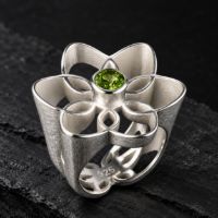 Crown Flower Silver Ring made in Sterling Silver with Peridot or Citrine - view 4